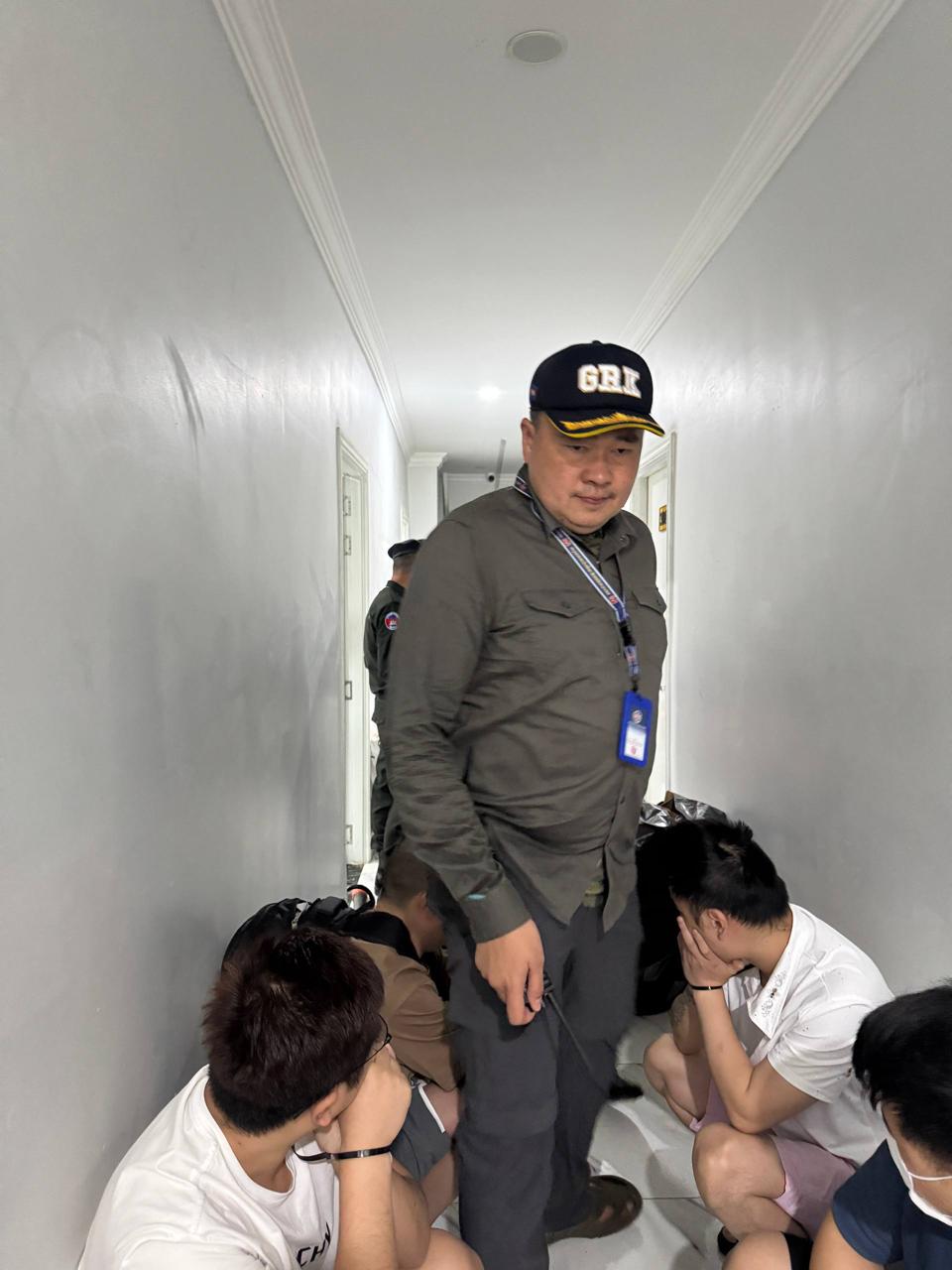 柬埔寨波贝雷霆清剿 三处大楼遭突袭 420 名外籍人员被扣 涉诈核心人员落网
