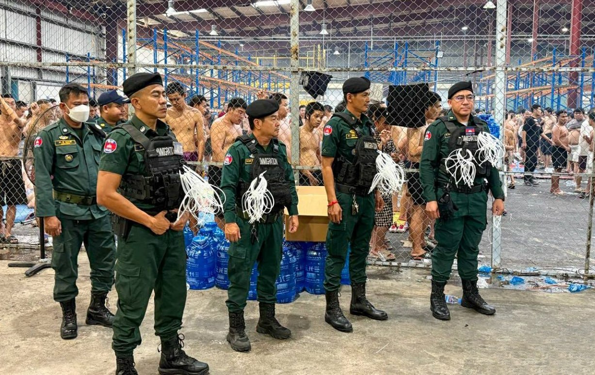 柬埔寨连夜遣返 330 名中国籍涉诈嫌犯 高压态势持续-亚太警务报道