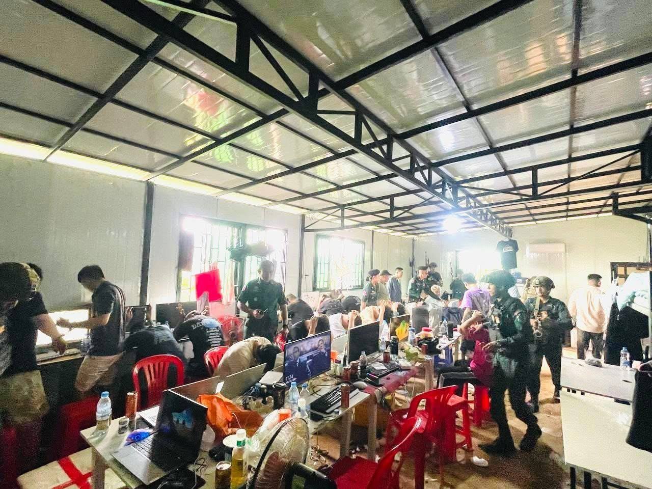 柬埔寨蒙多基里省捣毁中国籍电诈窝点 34 人被控涉诈骗及毒品双重犯罪