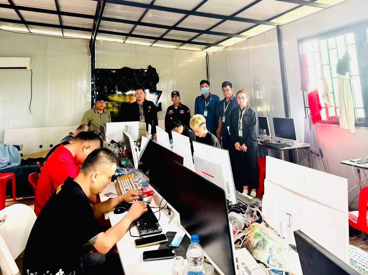 柬埔寨蒙多基里省捣毁中国籍电诈窝点 34 人被控涉诈骗及毒品双重犯罪