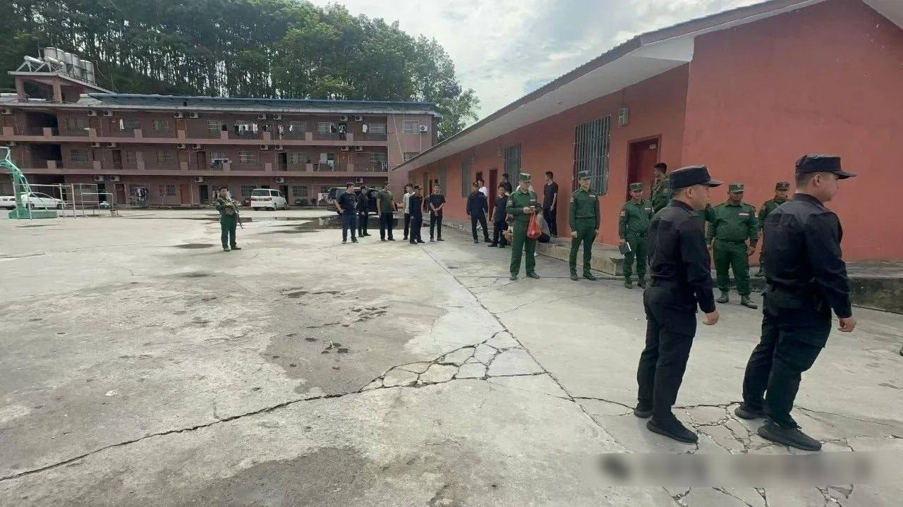 佤邦与缅北第四特区联手捣毁大型电诈窝点 78 人落网 10 名嫌犯移交中方