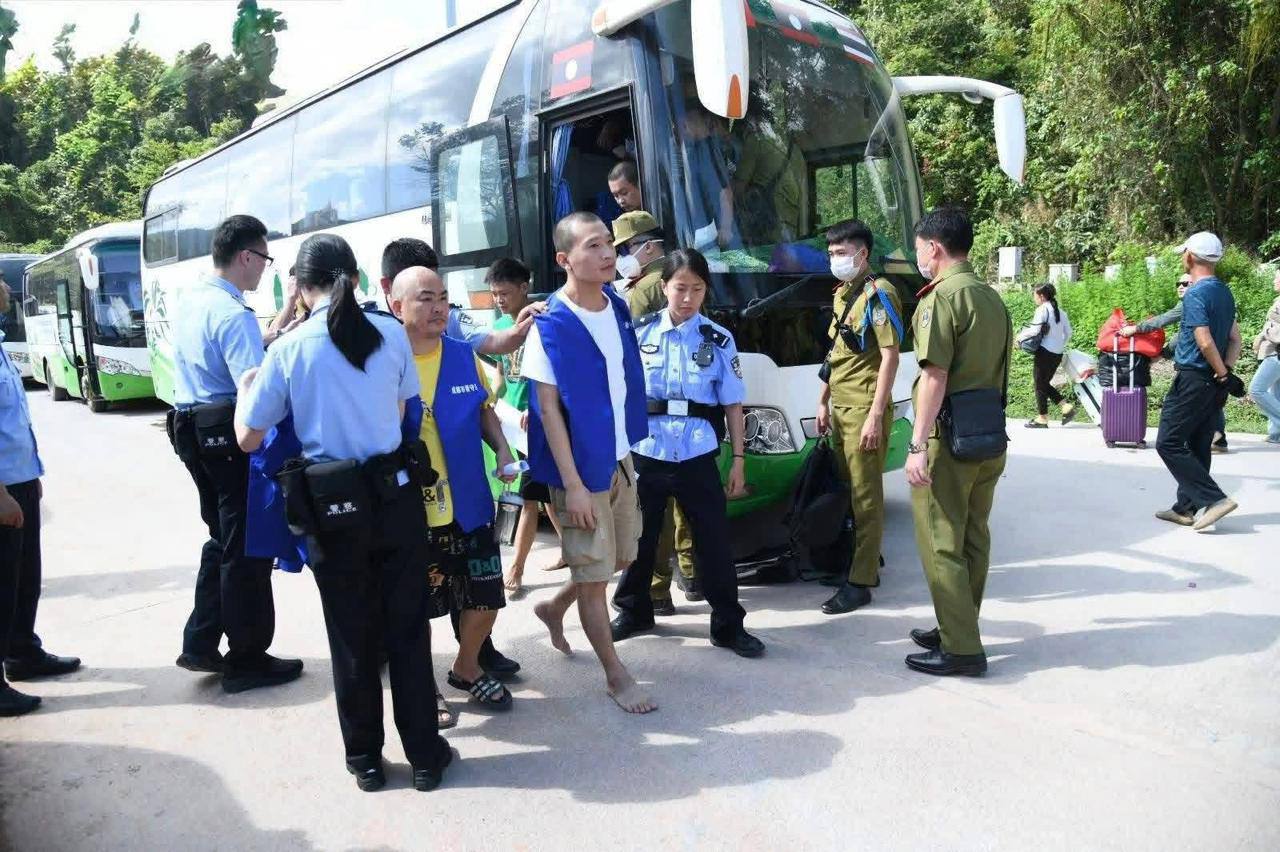 老挝向中方移交 485 名中国籍涉诈嫌疑人 跨境反诈协作再获重大战果-亚太警务报道