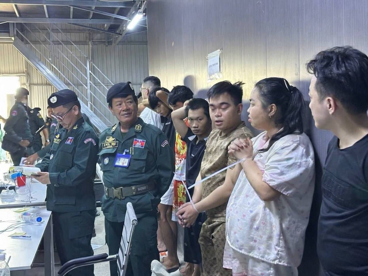 柬埔寨柴桢省木牌环球商业广场开展突击行动 111 名多国涉诈人员落网-亚太警务报道
